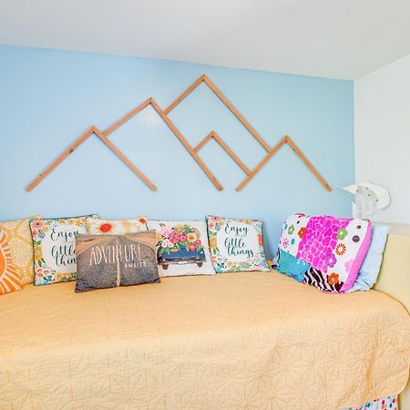 Waterfront Virginia Retreat With Canoe, Pets Welcome Rileyville Экстерьер фото
