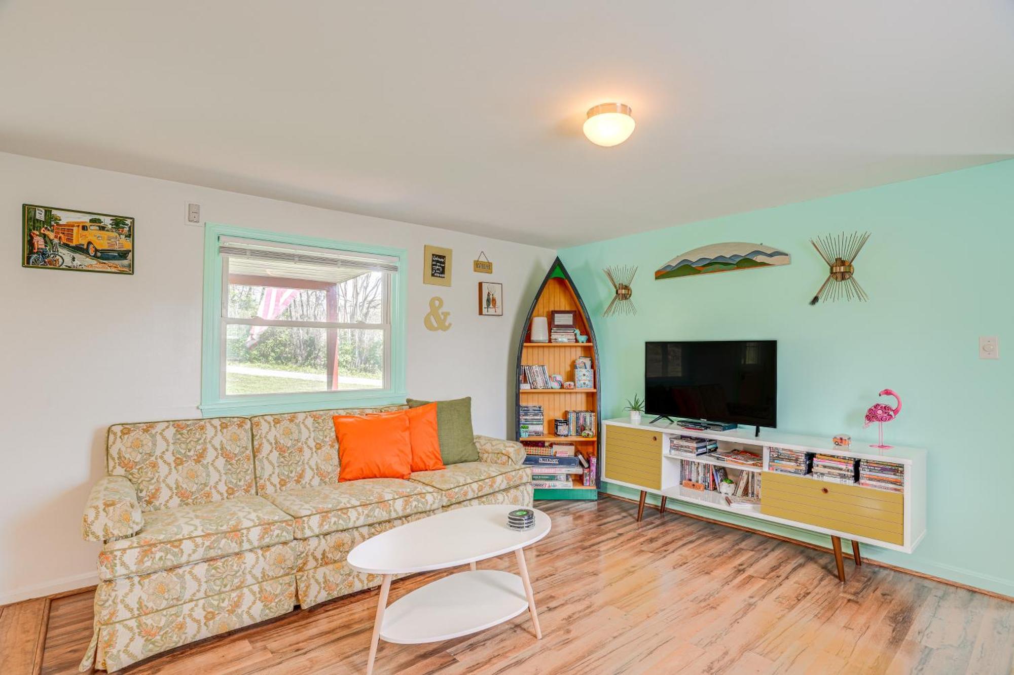 Waterfront Virginia Retreat With Canoe, Pets Welcome Rileyville Экстерьер фото