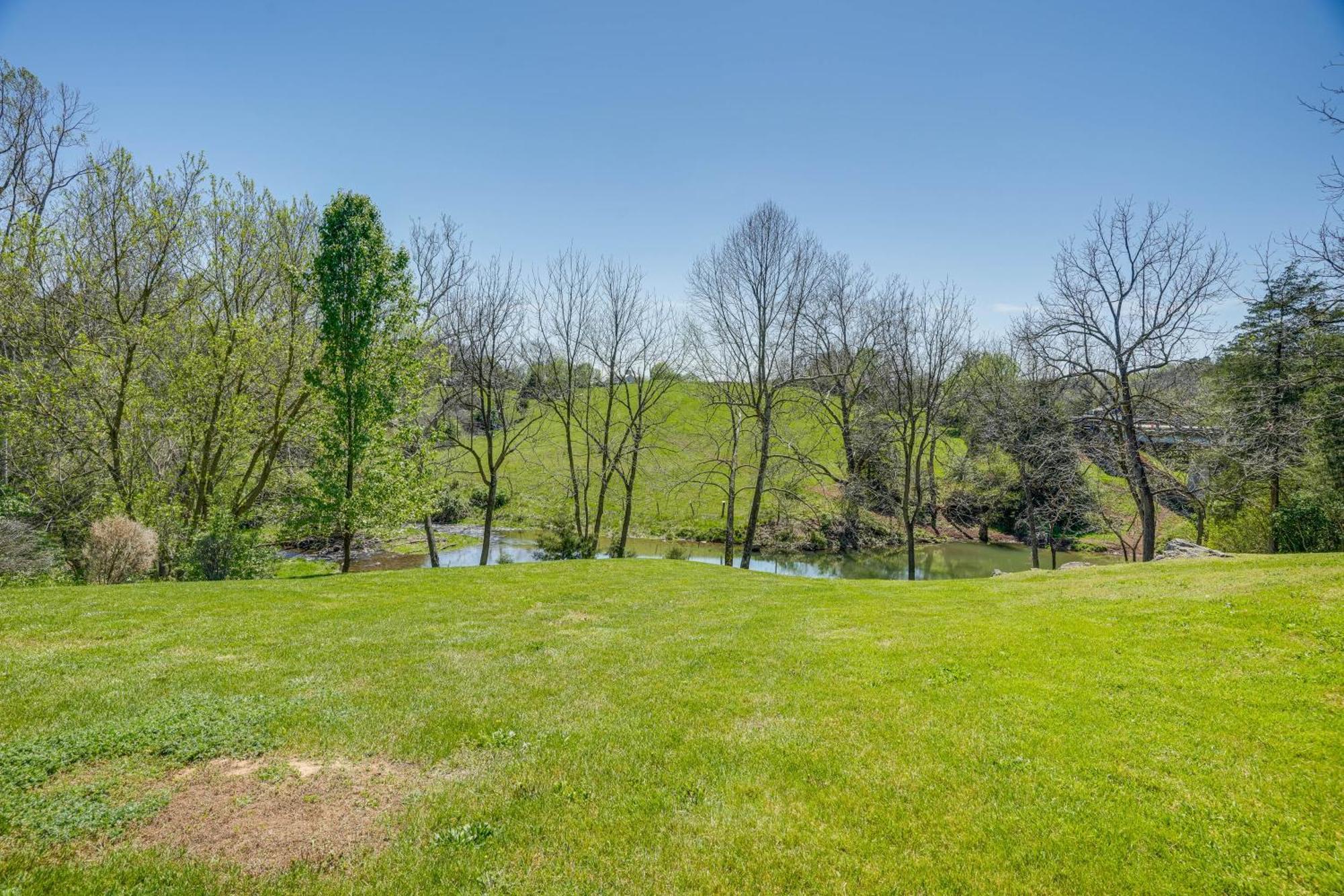 Waterfront Virginia Retreat With Canoe, Pets Welcome Rileyville Экстерьер фото